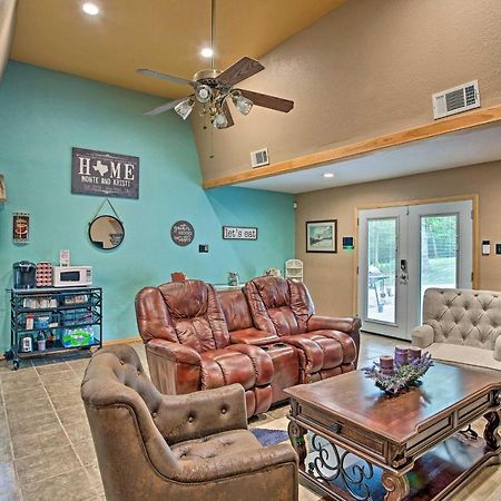 Lake Texoma Cabin - 1 Mi To Park And Boat Ramp! Willow Spring Eksteriør billede