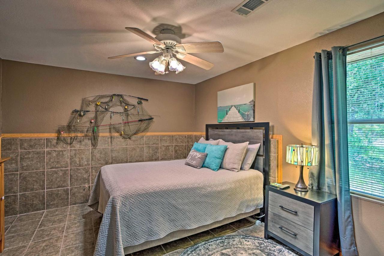 Lake Texoma Cabin - 1 Mi To Park And Boat Ramp! Willow Spring Eksteriør billede